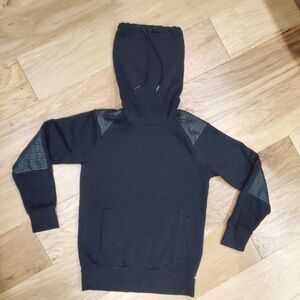 H&M falling turtle neck black women's pullover sweatshirt